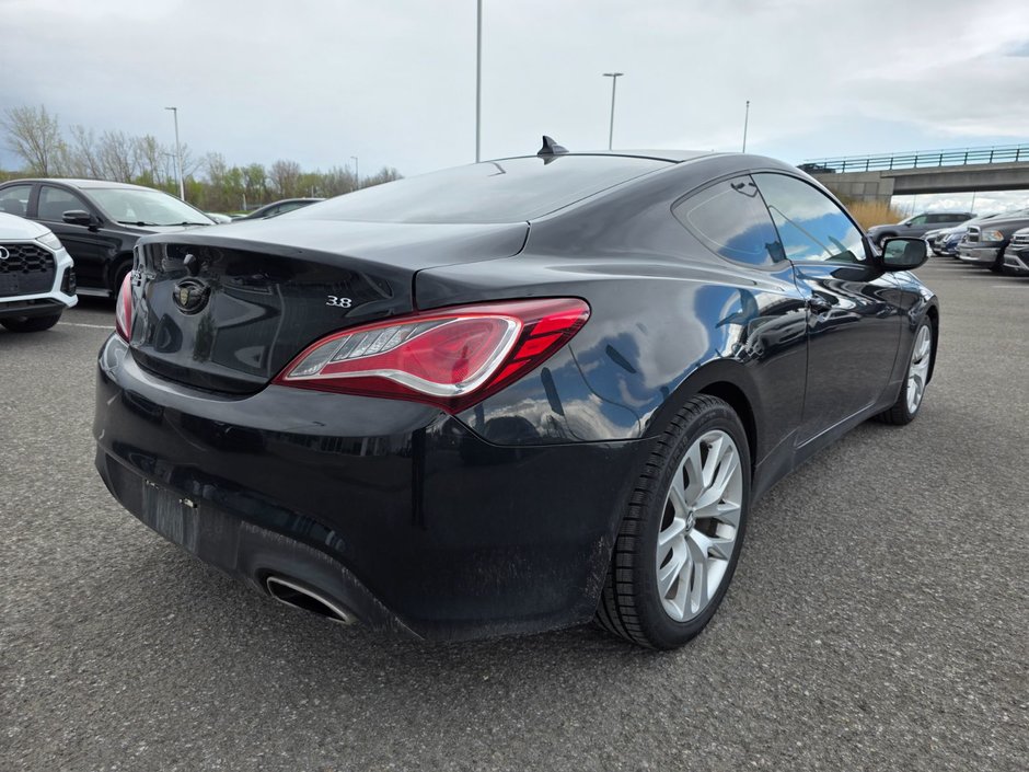 Hyundai Genesis Coupe Premium**GPS – Lecteur CD – Commandes audio au vol 2015-4