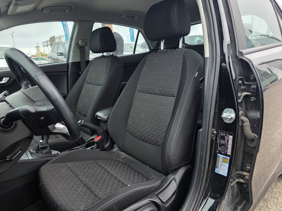 2019 Kia Rio 5-door-7