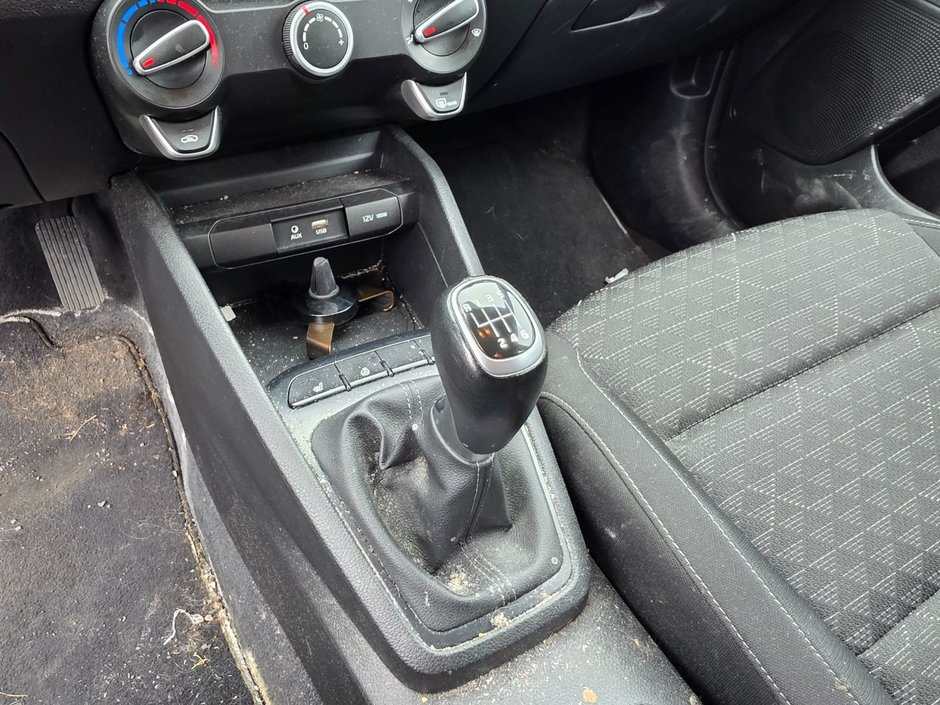 2019 Kia Rio 5-door-16