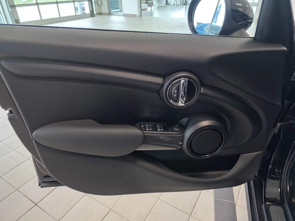 MINI Cooper Hardtop 5 Door  2017-9