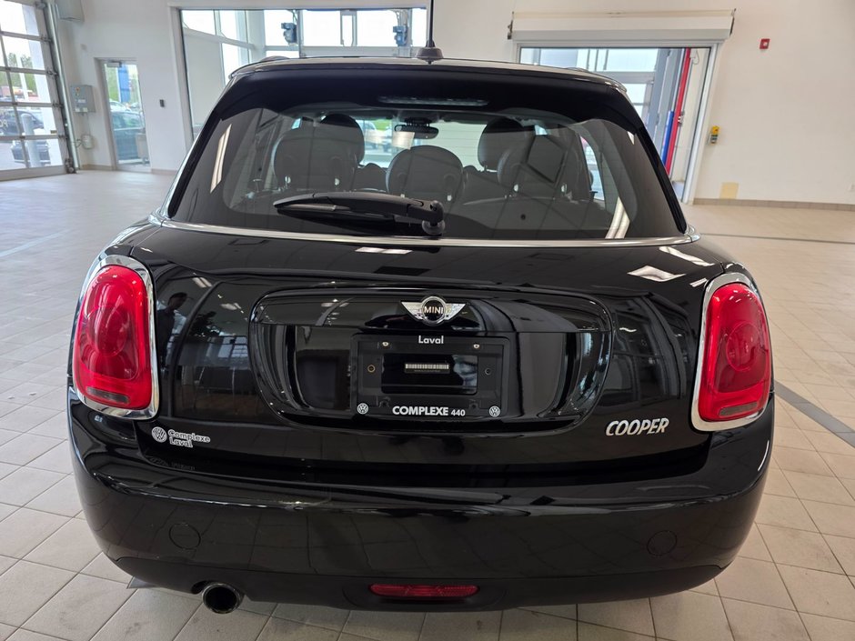 MINI Cooper Hardtop 5 Door  2017-3