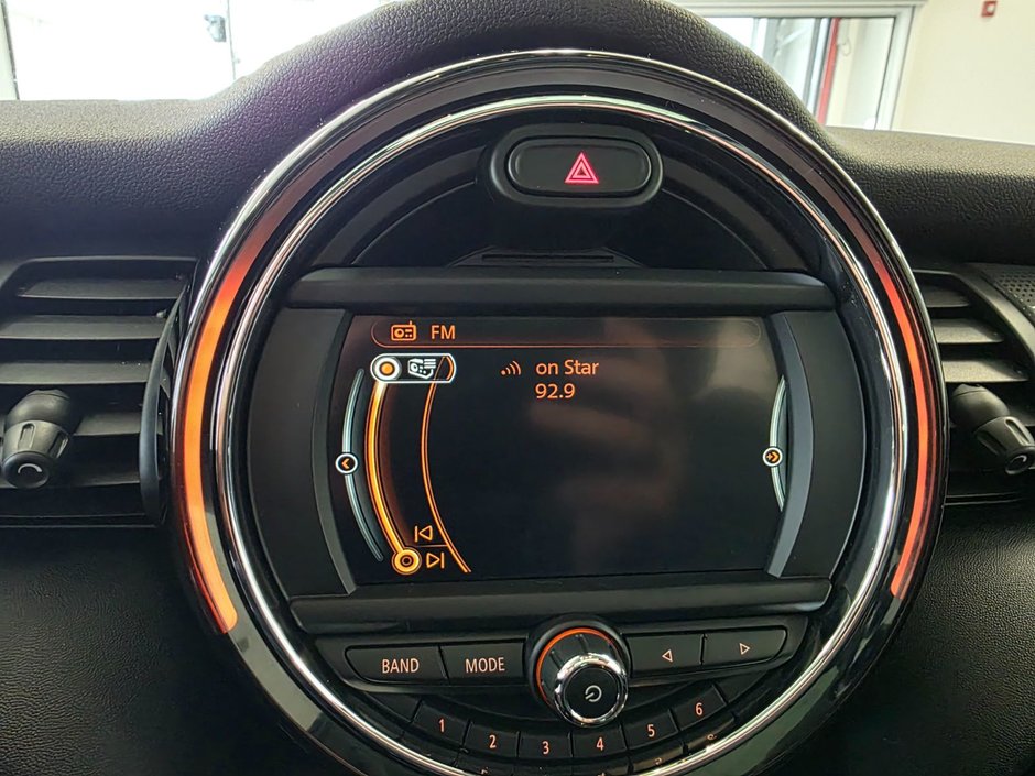 MINI Cooper Hardtop 5 Door  2017-15