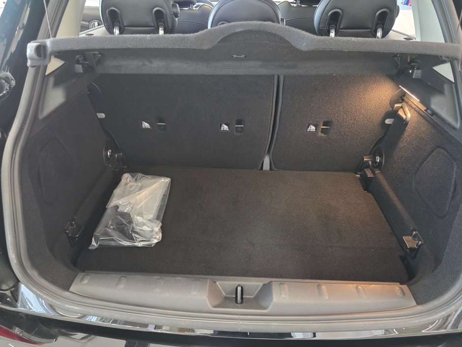 MINI Cooper Hardtop 5 Door  2017-23