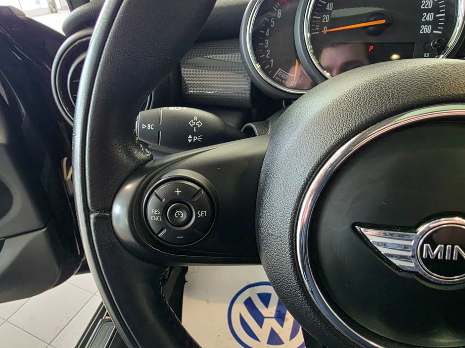 MINI Cooper Hardtop 5 Door  2017-13