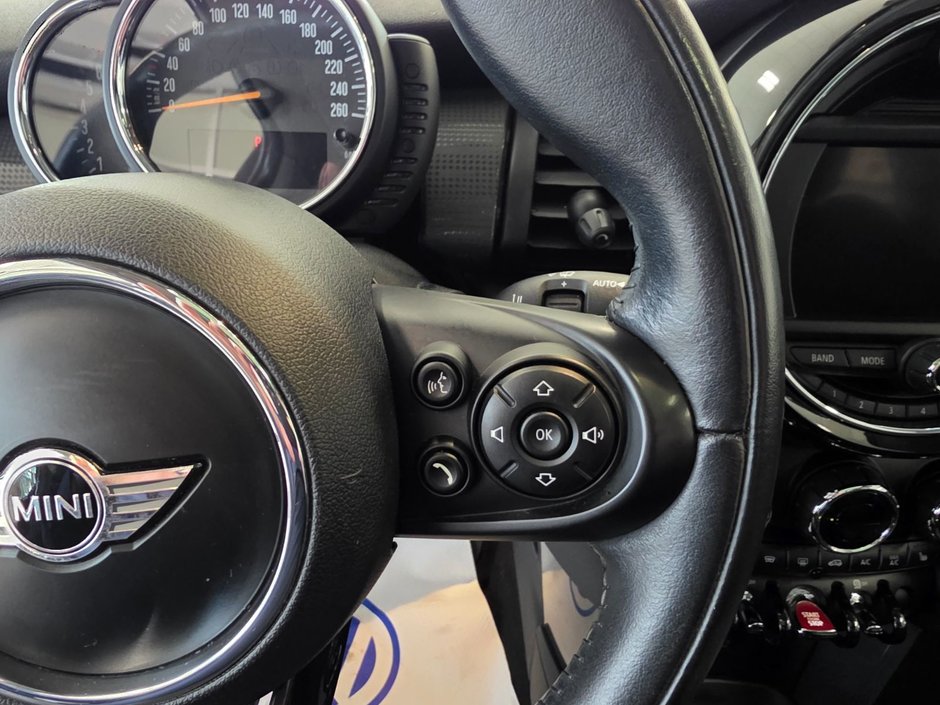 MINI Cooper Hardtop 5 Door  2017-12