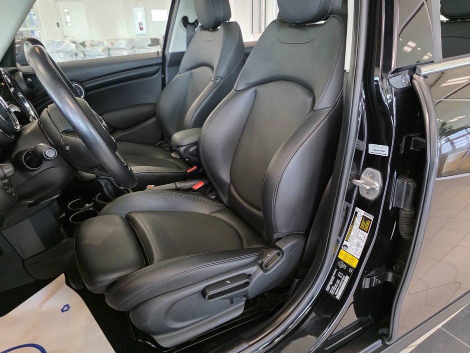 MINI Cooper Hardtop 5 Door  2017-8