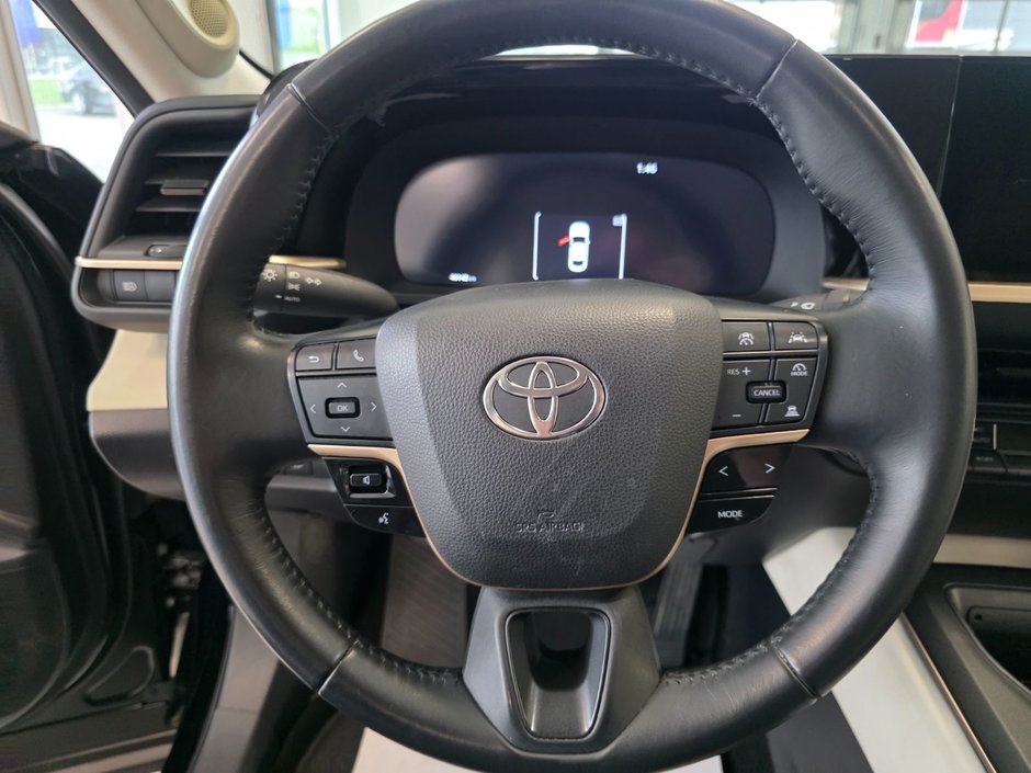 Toyota CROWN Limited 2023-12