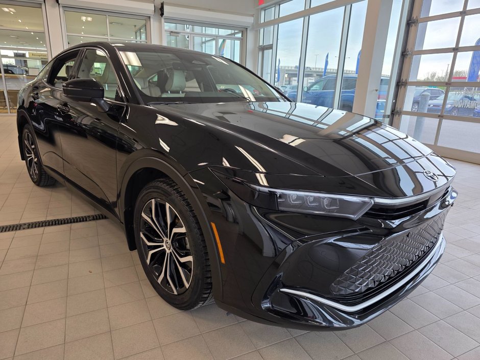 Toyota CROWN Limited 2023-6