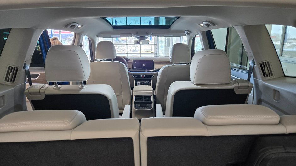 2025 Volkswagen Atlas Execline-9