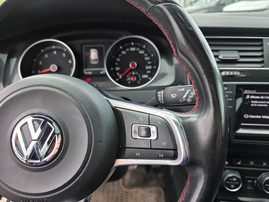 2015 Volkswagen Golf GTI Autobahn-14