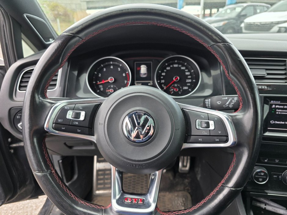 2015 Volkswagen Golf GTI Autobahn-13