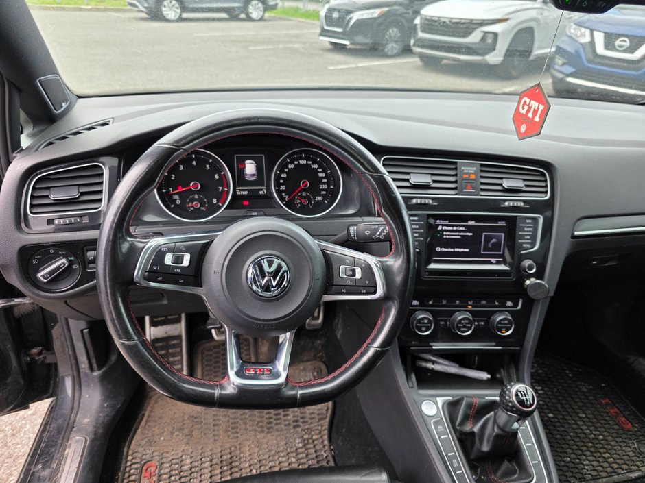 2015 Volkswagen Golf GTI Autobahn-12