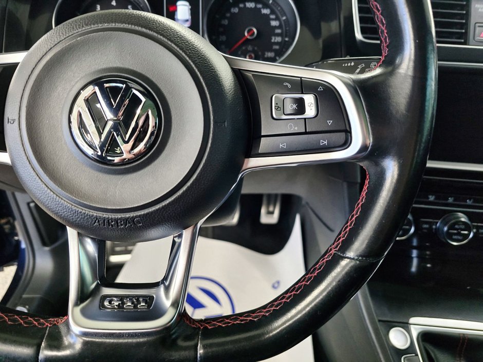 2016 Volkswagen Golf GTI Autobahn * Toit * Push Button * AppConnect *-11