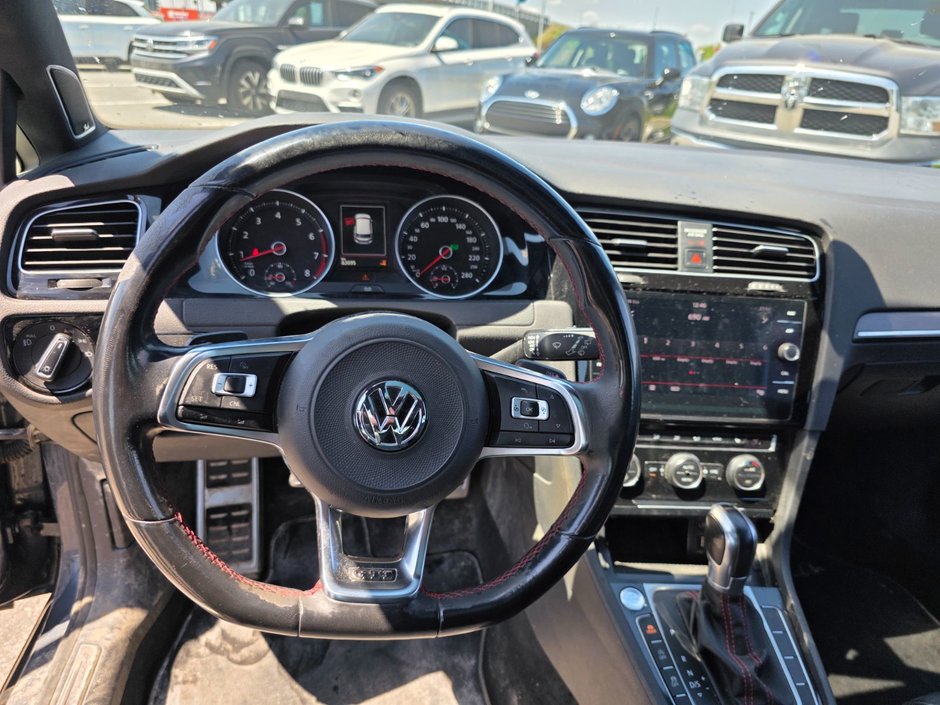 Volkswagen Golf GTI  2018-10