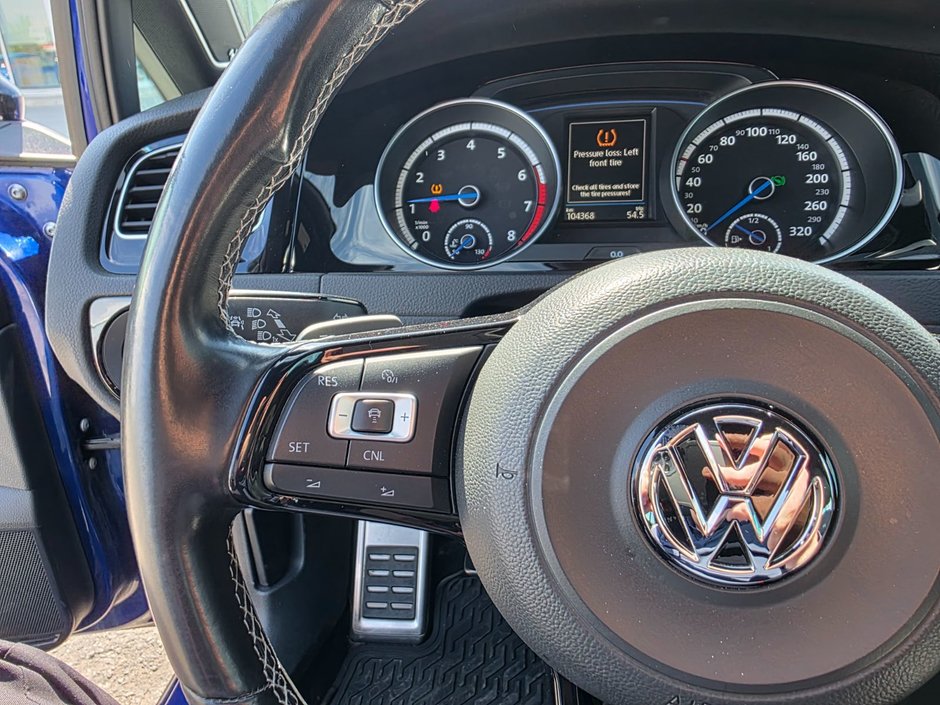 Volkswagen Golf R  2017-9