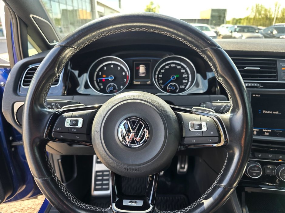 Volkswagen Golf R  2017-7