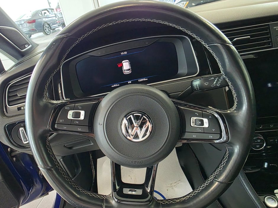 Volkswagen Golf R  2018-13