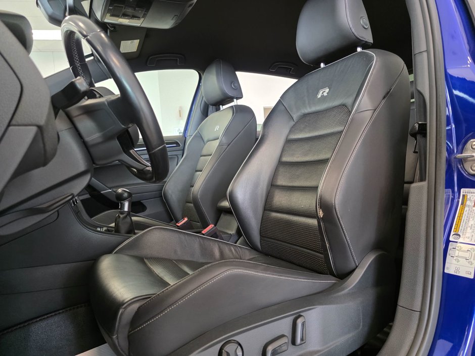 Volkswagen Golf R  2018-8