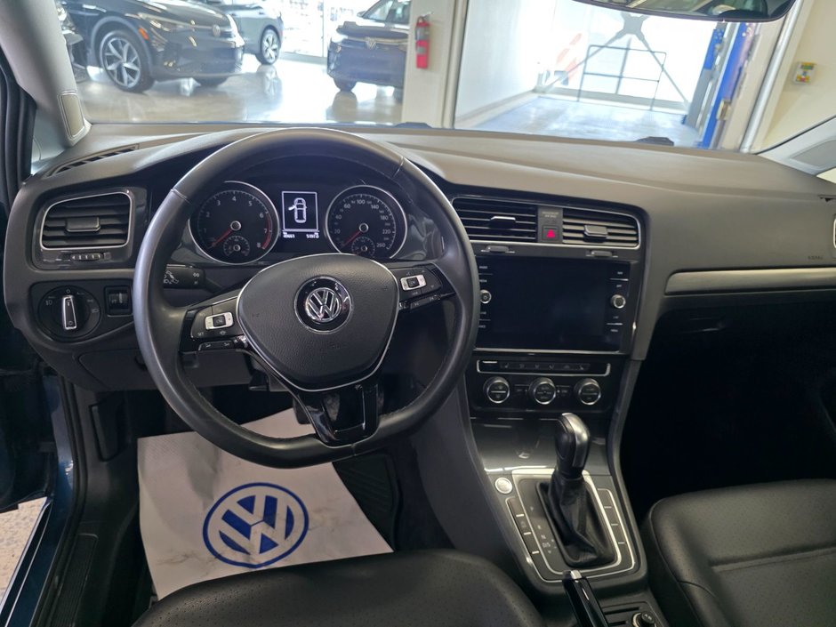 Volkswagen Golf Highline 2020-12