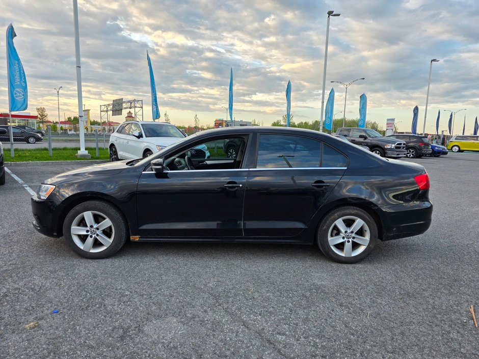 Volkswagen Jetta Sedan Comfortline 2014-1