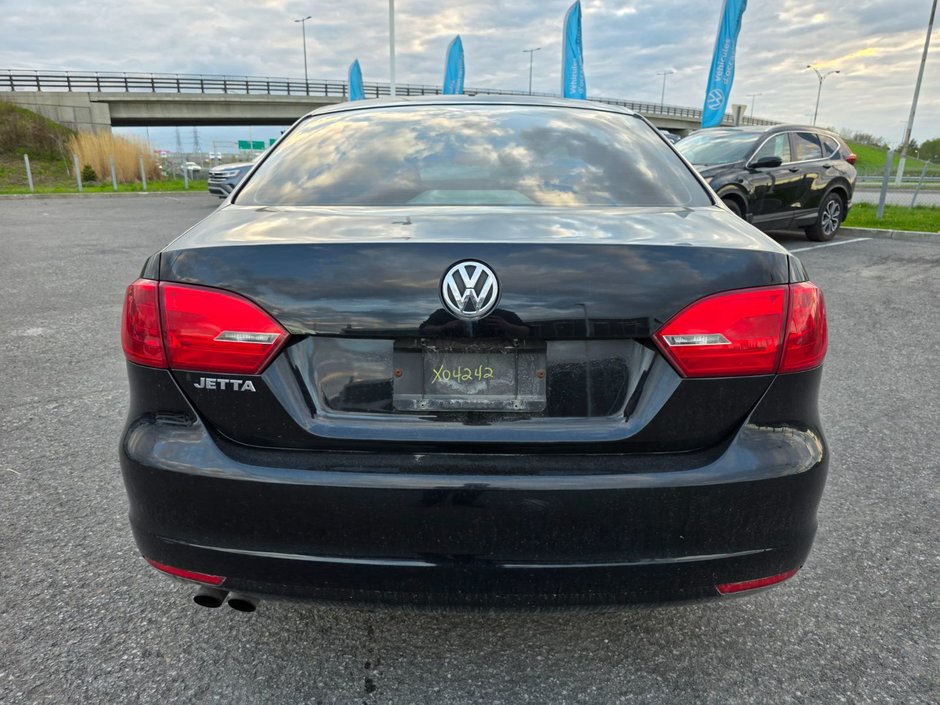 Volkswagen Jetta Sedan Comfortline 2014-3