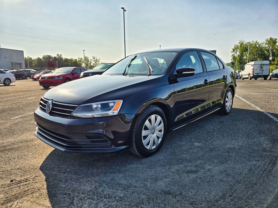 Volkswagen Jetta Sedan Trendline plus * Camera * 1.4 tsi * 2016-0