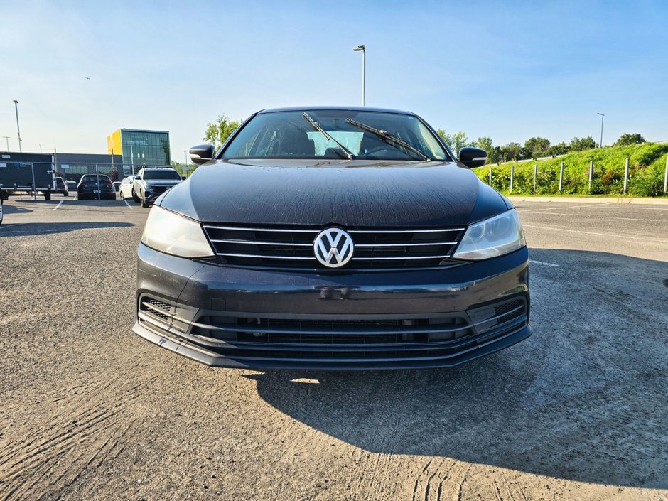 Volkswagen Jetta Sedan Trendline plus * Camera * 1.4 tsi * 2016-1