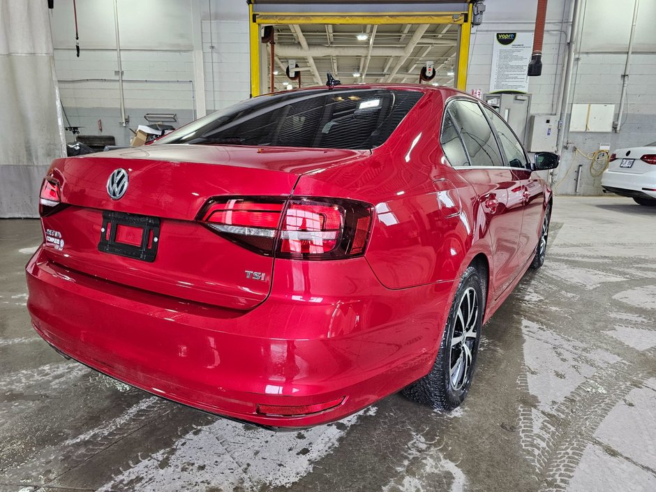 Volkswagen Jetta Sedan Comfortline 2016-4