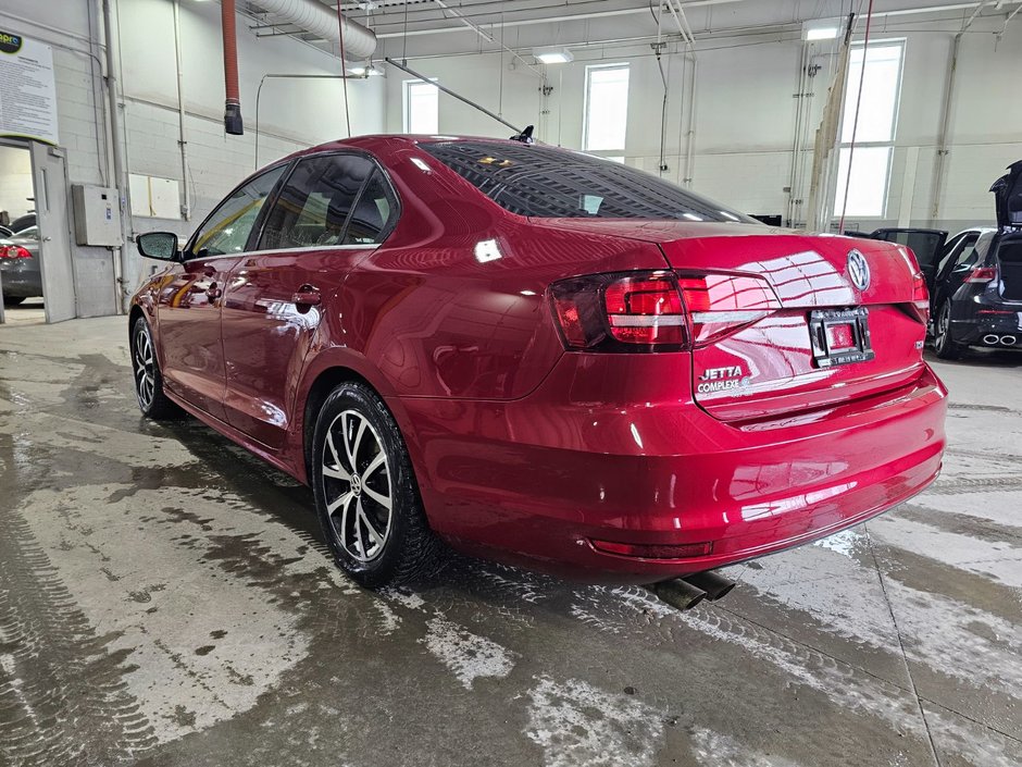 Volkswagen Jetta Sedan Comfortline 2016-2