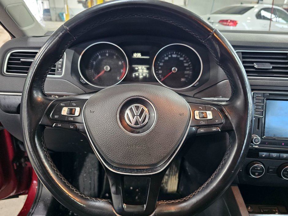 Volkswagen Jetta Sedan Comfortline 2016-12