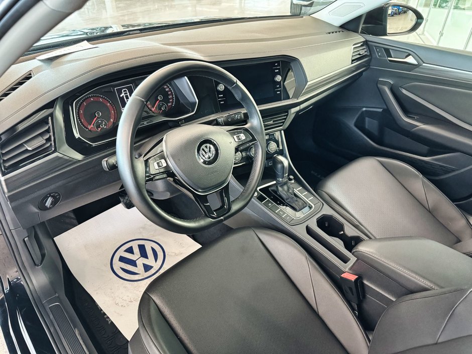 2019 Volkswagen Jetta Highline * Cuir * Toit * Pano * Blindspot * App Co-7