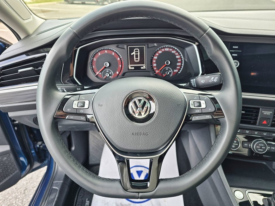 Volkswagen Jetta Highline 2020-9