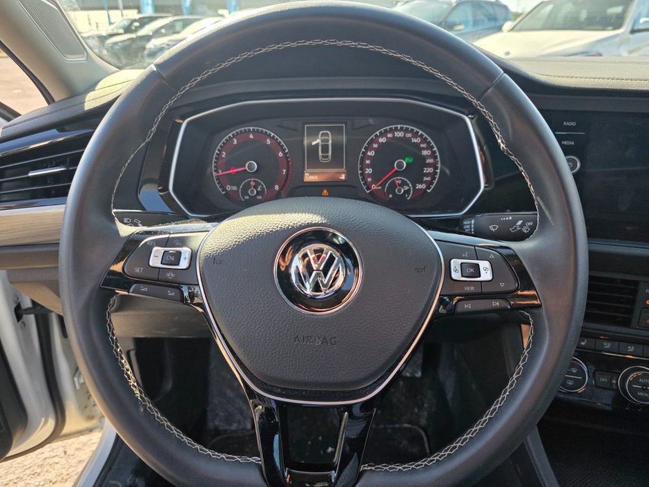 Volkswagen Jetta Highline 2021-11