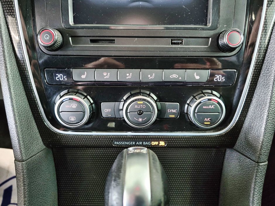 2014 Volkswagen Passat Comfortline* Toit * Cuir * Push button * Camera *-11