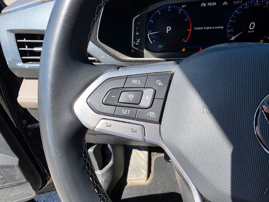 Volkswagen Taos Highline 2022-14