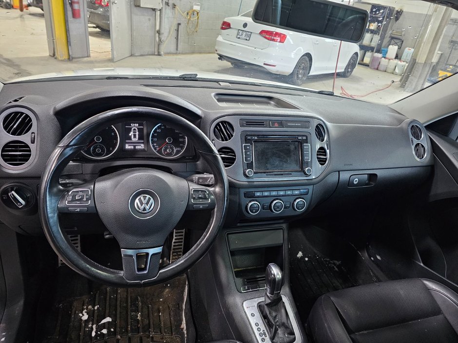 Volkswagen Tiguan Comfortline * 4motion * Cuir * Toit panoramique * 2015-8