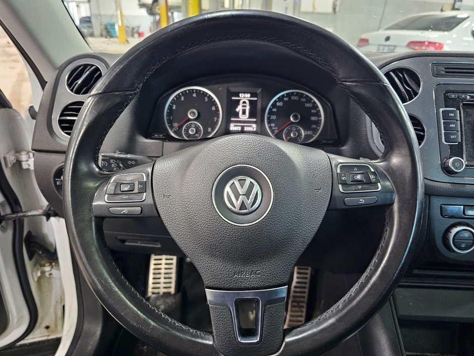 Volkswagen Tiguan Comfortline * 4motion * Cuir * Toit panoramique * 2015-9