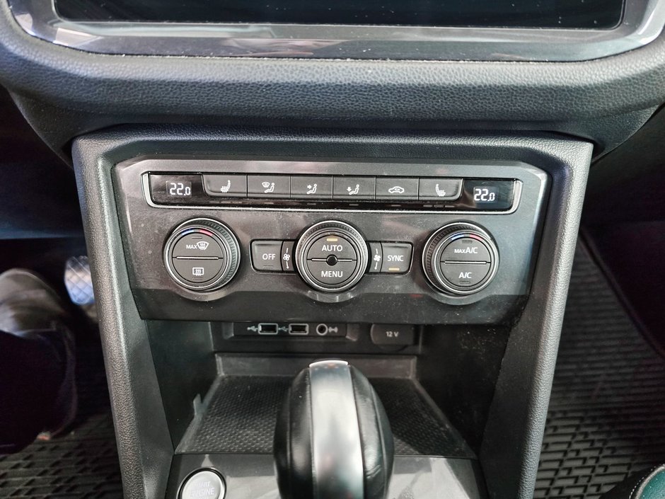 2020 Volkswagen Tiguan IQ Drive * Awd * Toit panoramique * Blindspot-13