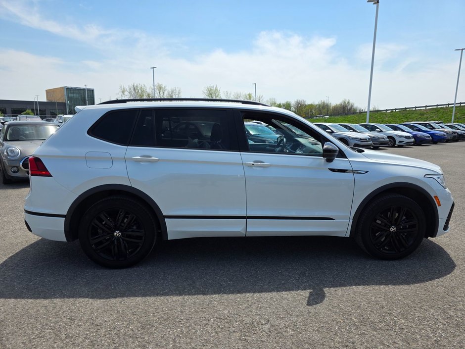 Volkswagen Tiguan Comfortline R-Line Black Edition 2022-5
