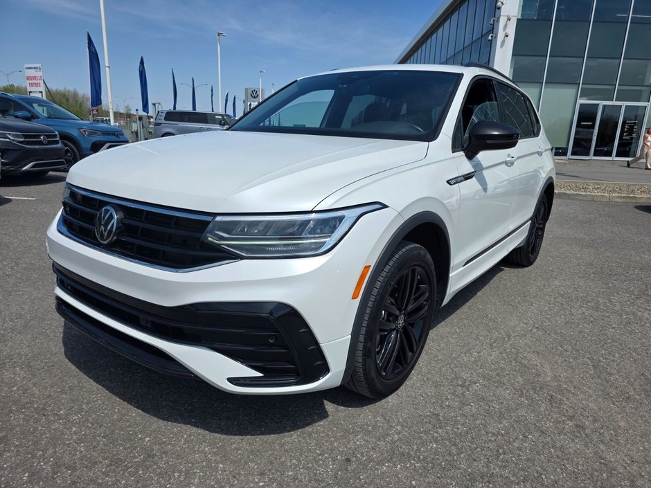 Volkswagen Tiguan Comfortline R-Line Black Edition 2022-0
