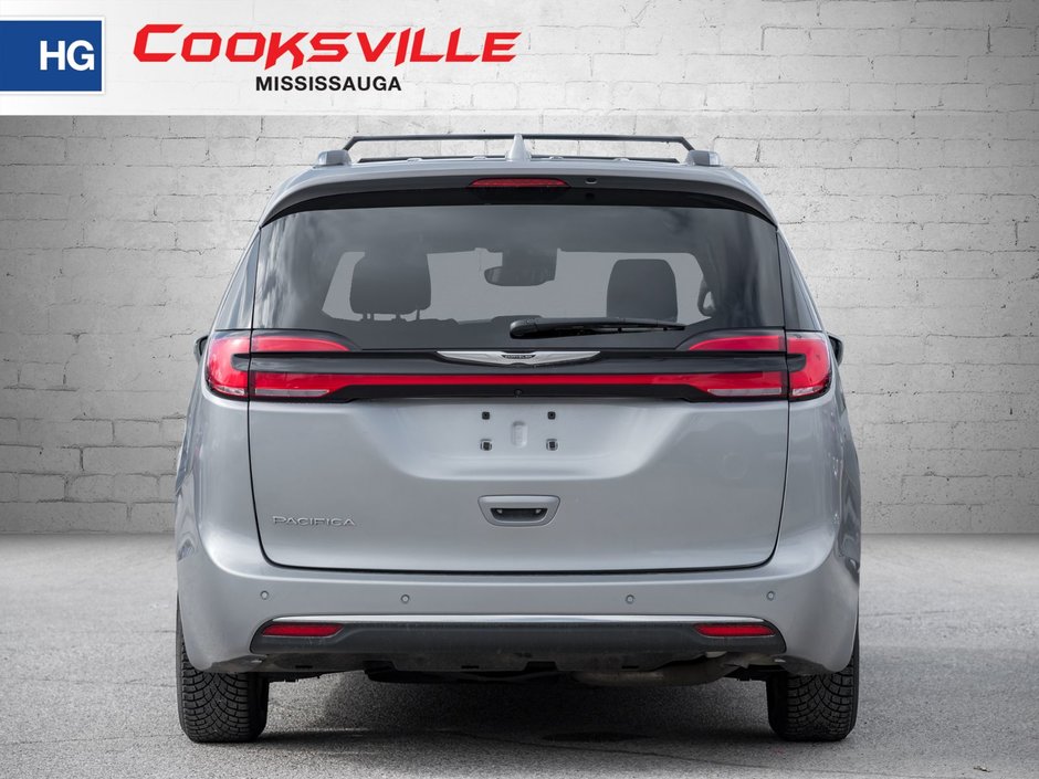 2021 Chrysler Pacifica Touring-L-5