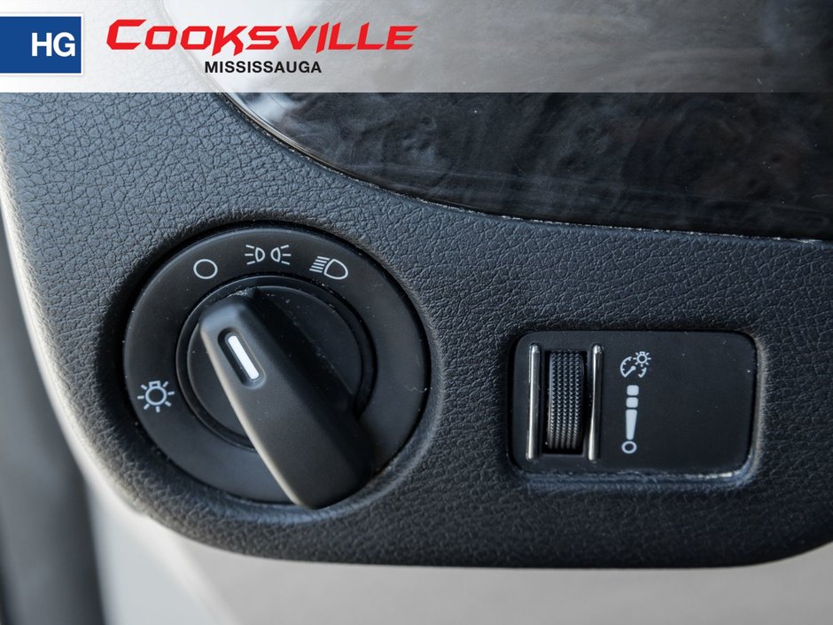 2020 Dodge Grand Caravan SE-12