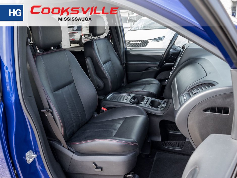 2020 Dodge Grand Caravan GT-17