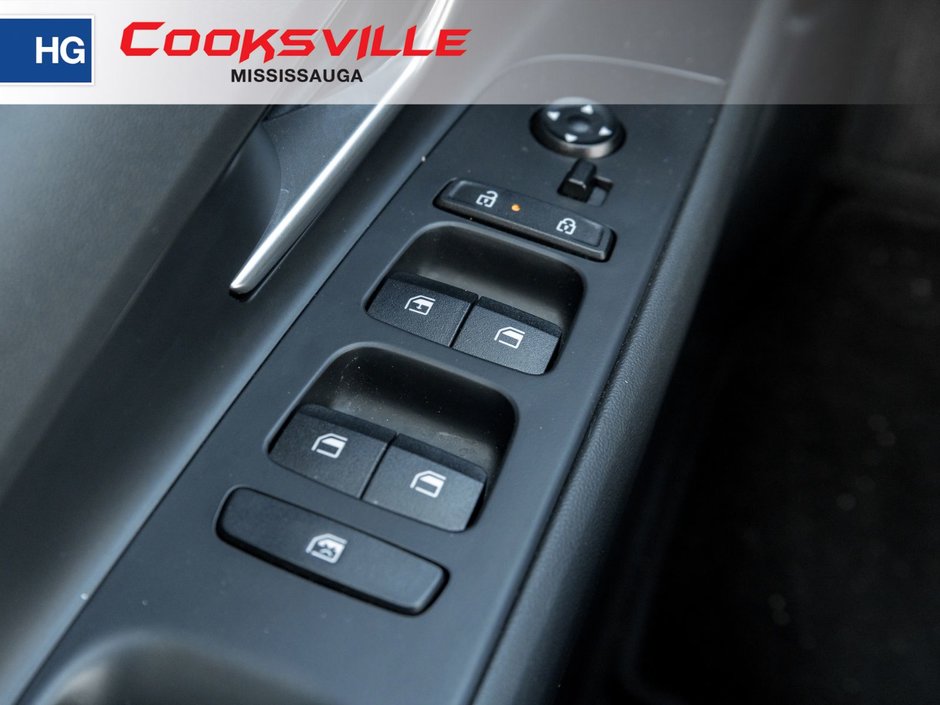 2024 Hyundai Elantra Essential-11