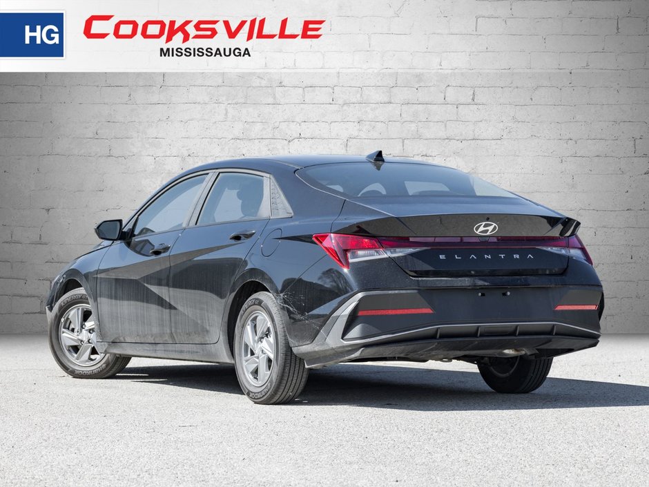 2024 Hyundai Elantra Essential-4