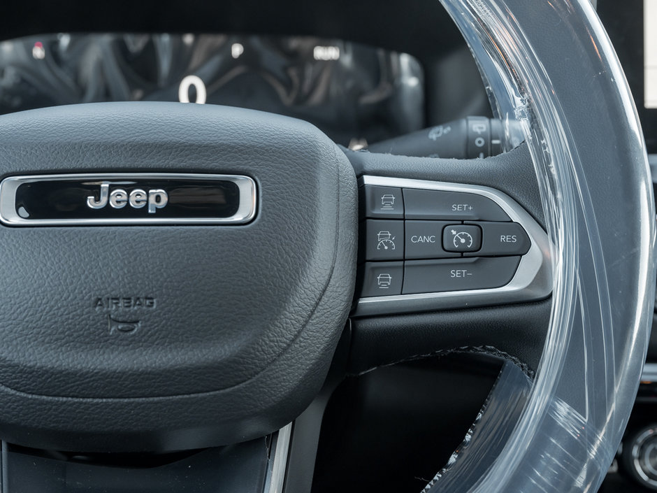 2024 Jeep Compass ALTITUDE-9