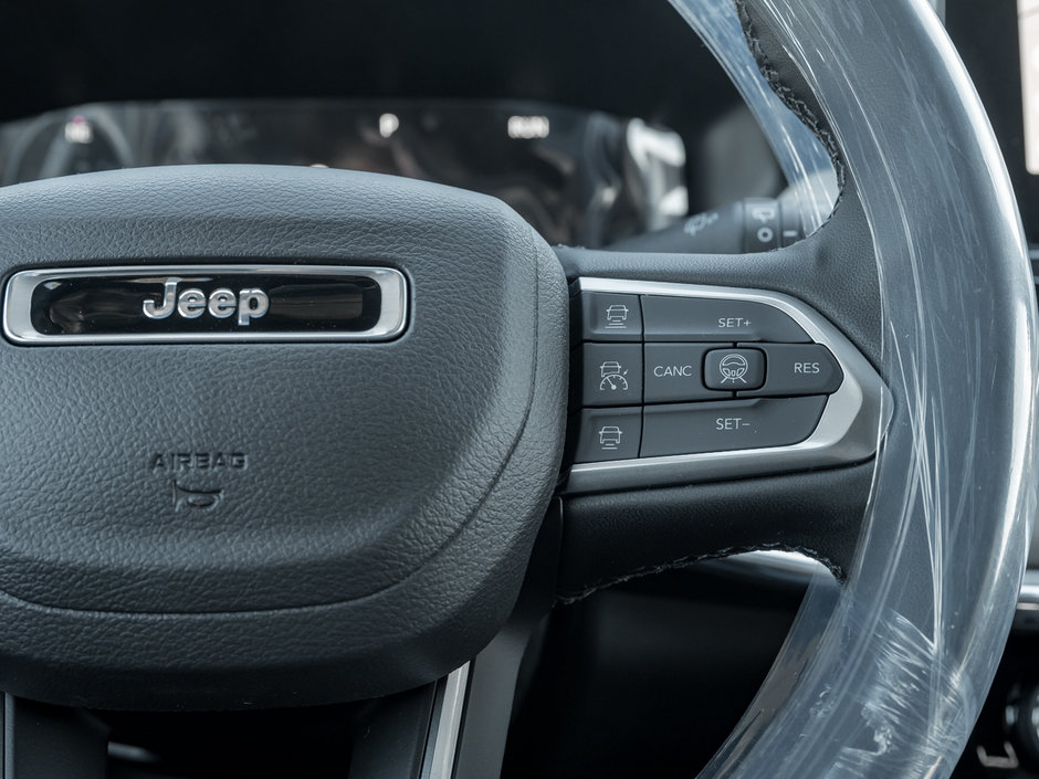 2024 Jeep Compass LIMITED-9