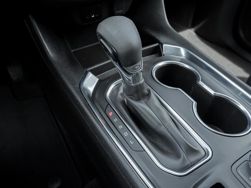 2021 Chevrolet Traverse LT Cloth-13