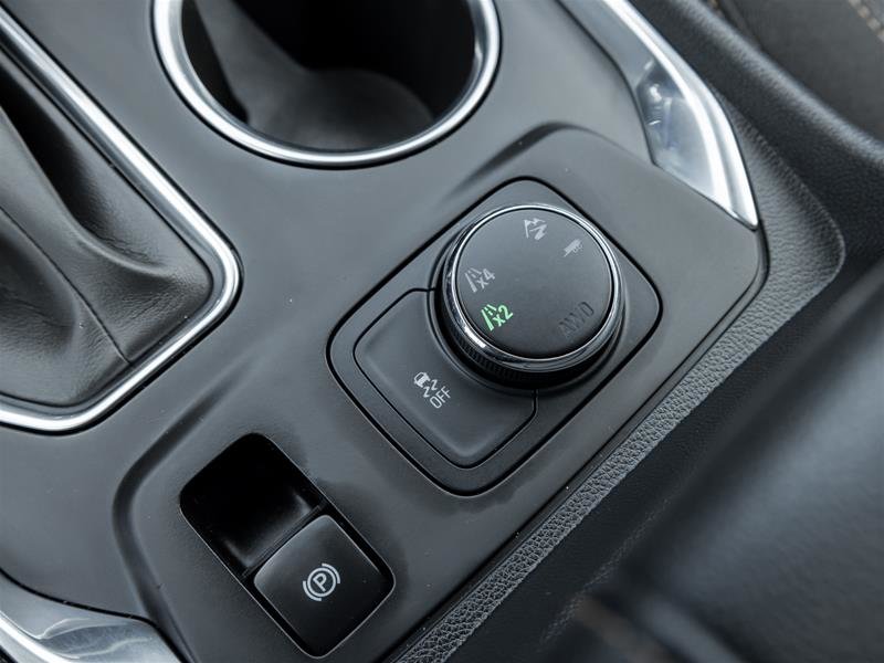 2021 Chevrolet Traverse LT Cloth-14
