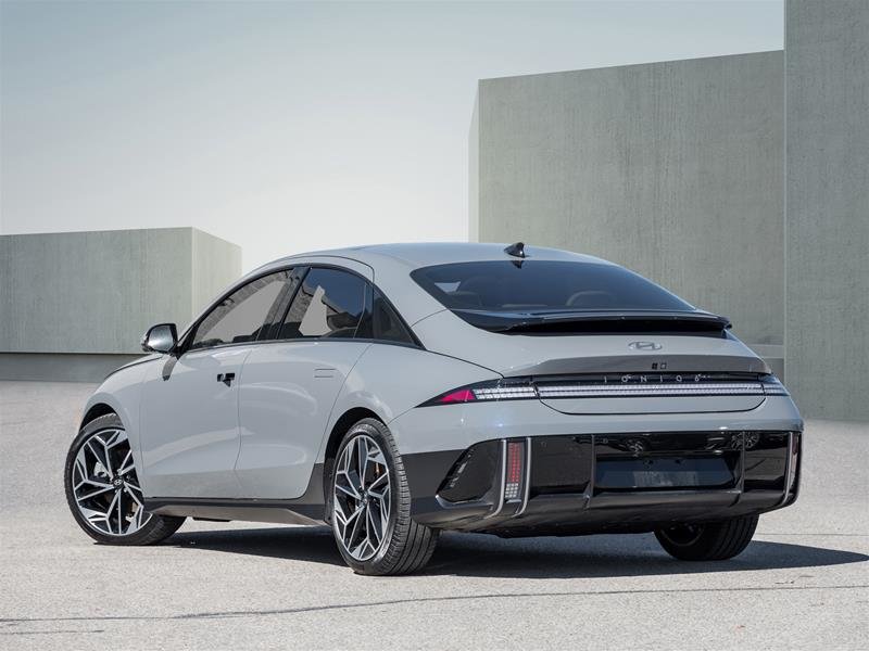 2024 Hyundai Ioniq 6 Preferred AWD Long Range with Ultimate Package-4